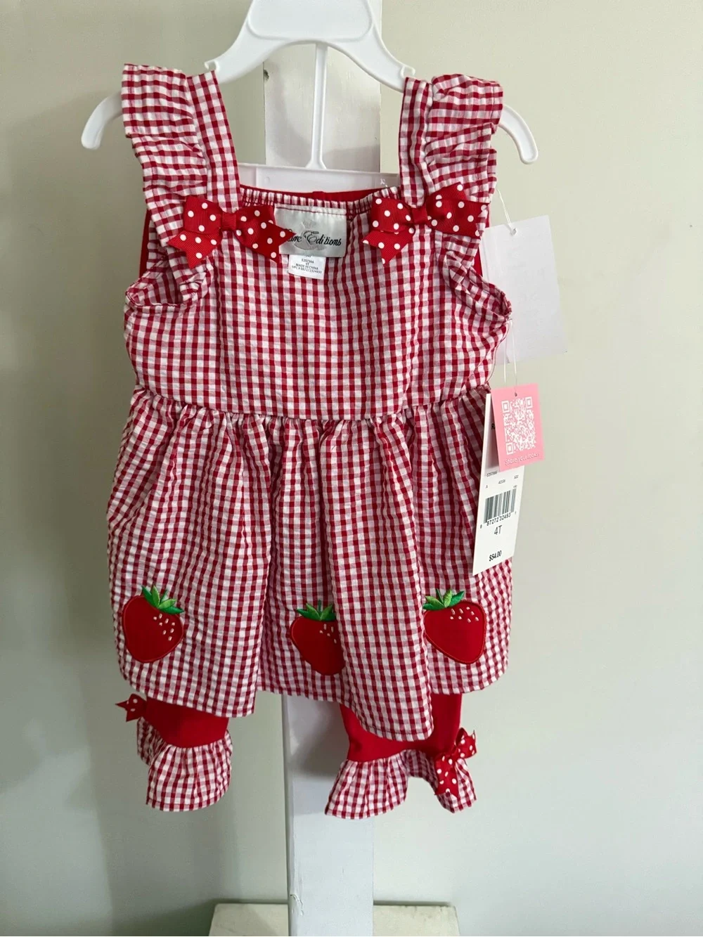 NWT Rare Editions Strawberry Outfit